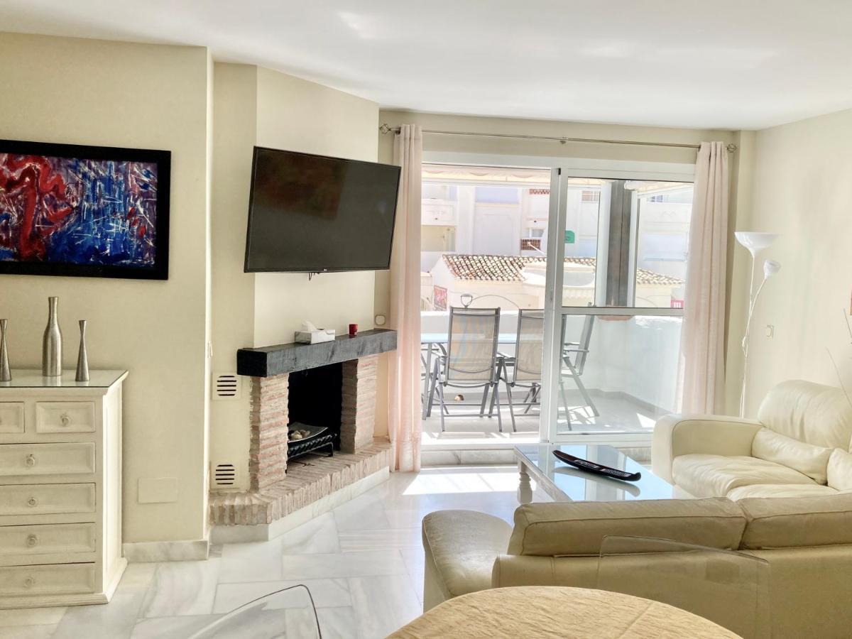Apartamento En Puerto Marina 베날마데나코스타 외부 사진